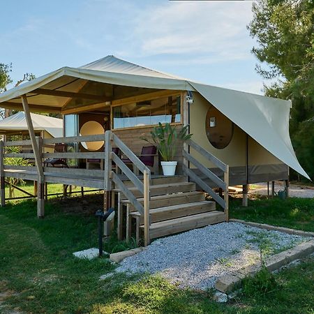 Suite Glamping Vicino Al Mare Piombino Eksteriør billede