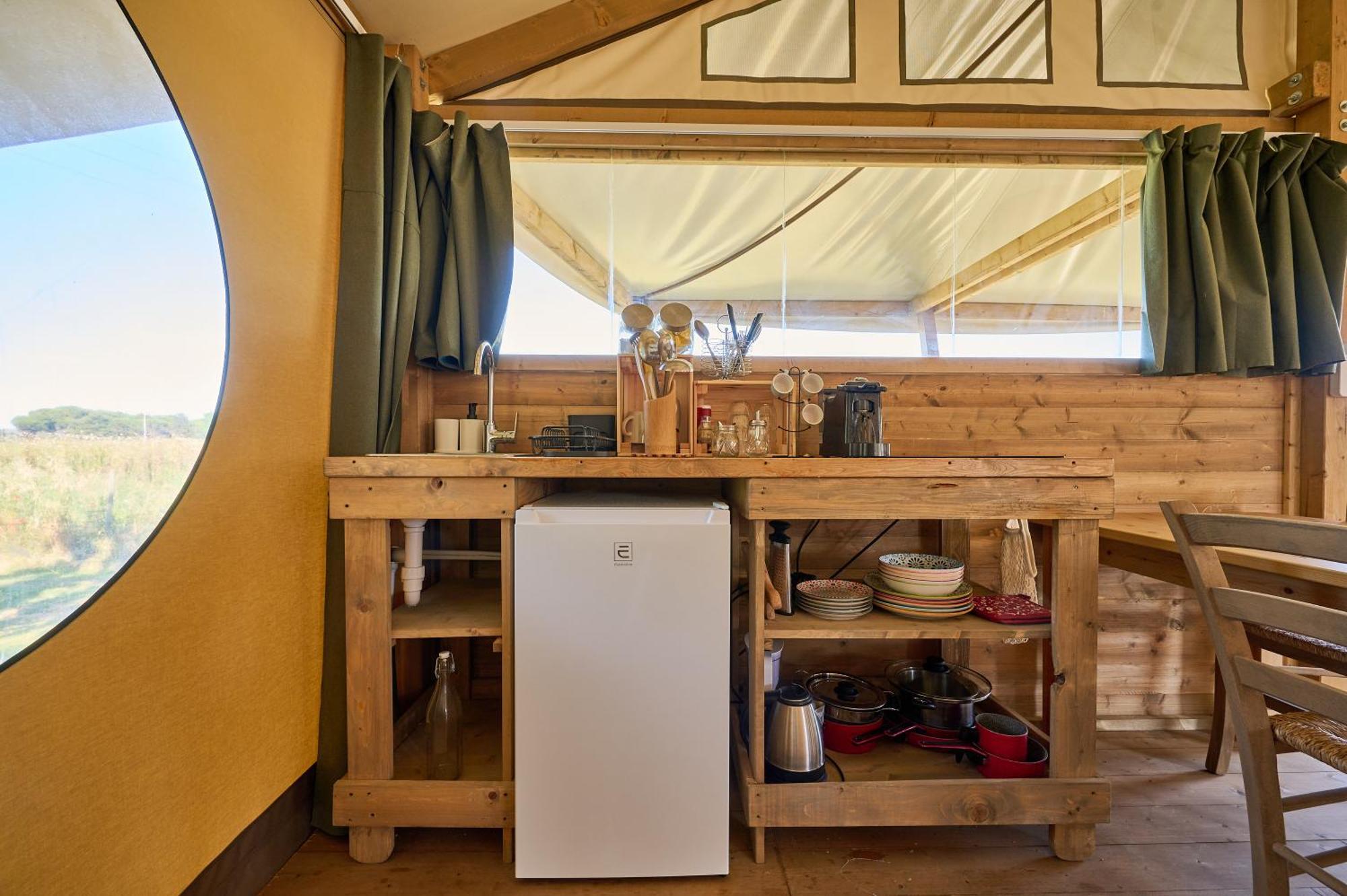 Suite Glamping Vicino Al Mare Piombino Eksteriør billede
