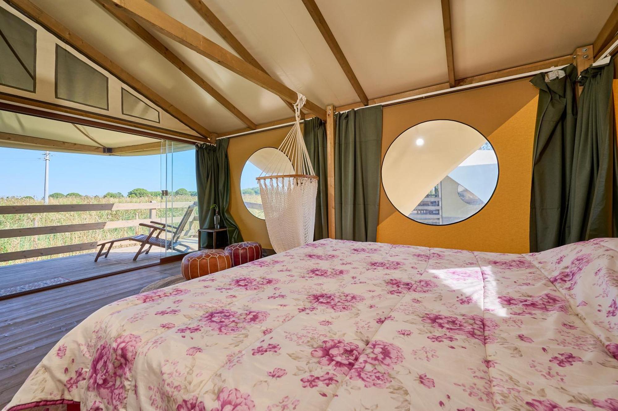Suite Glamping Vicino Al Mare Piombino Eksteriør billede